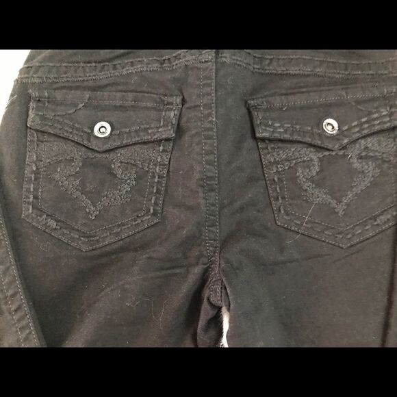 Ladies jeans buy 1 get 1 50% off!!! 🔥🔥🔥🔥 - Picture 8 of 8